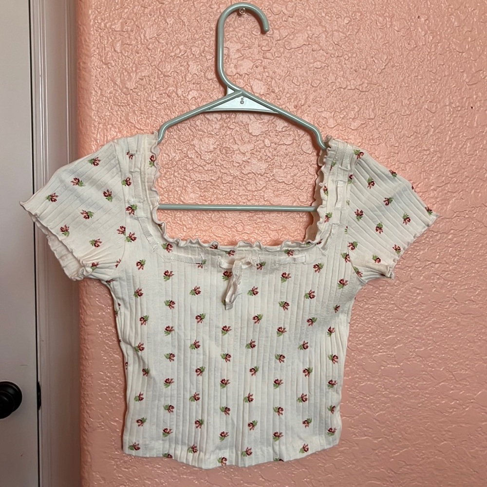 Urban outfitters floral top with ribbon